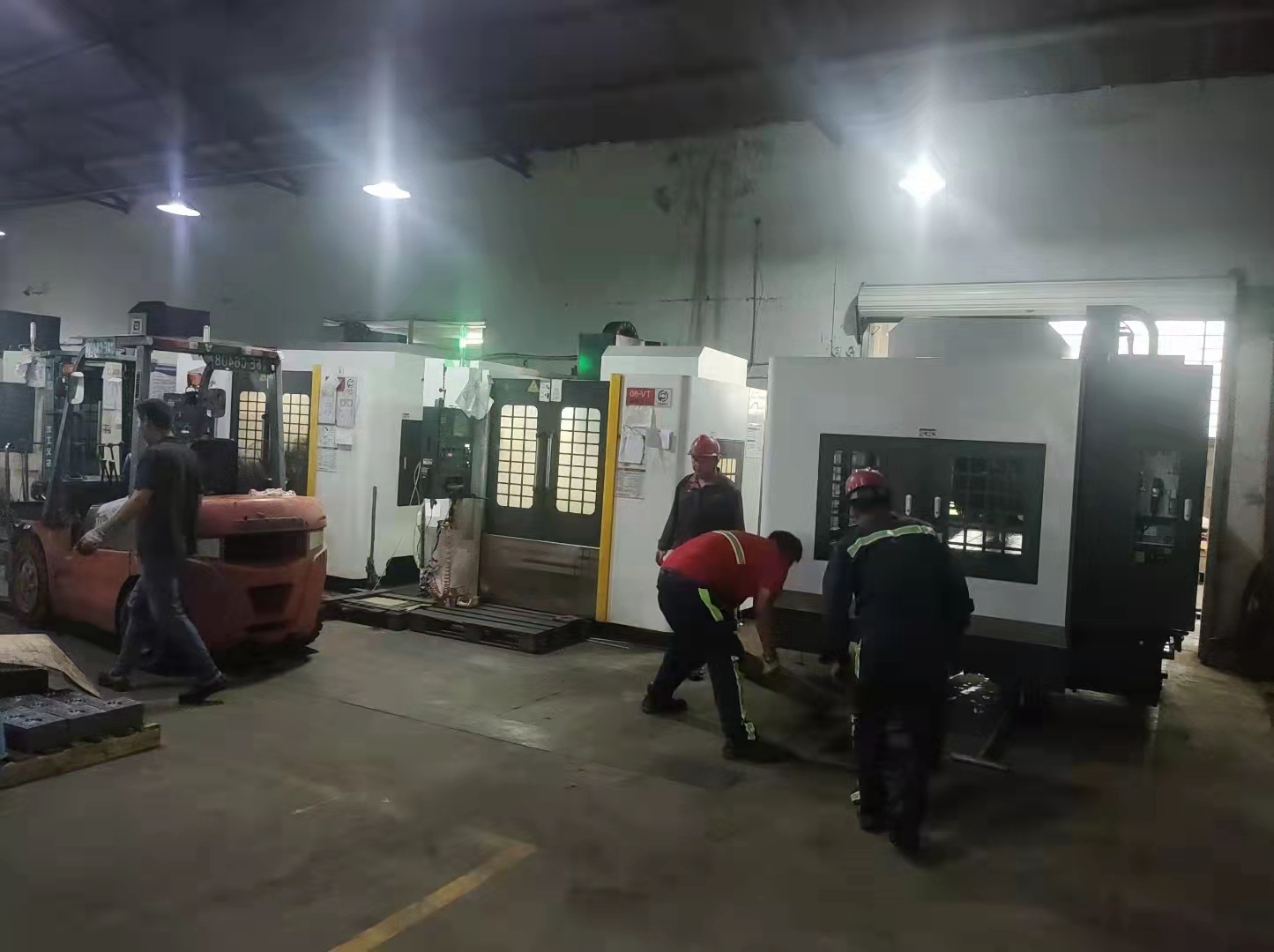 蘇州工廠(chǎng)搬遷，整體搬家，新廠(chǎng)流水線(xiàn)就位