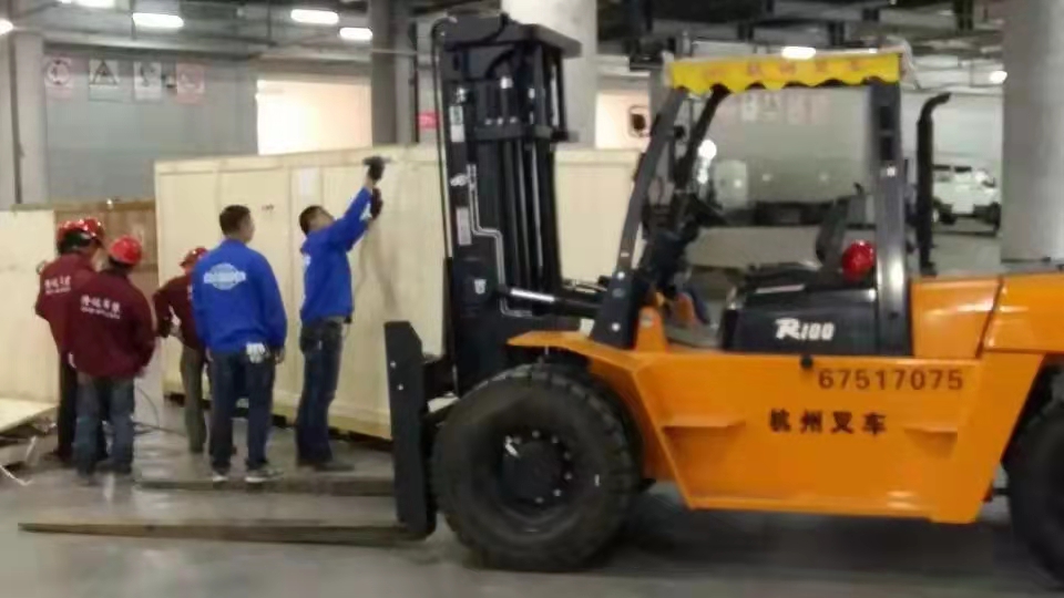 相城區(qū)叉車(chē)出租，北橋，渭塘，漕湖，陸慕鎮(zhèn)附近叉車(chē)租賃，設(shè)備搬運(yùn)